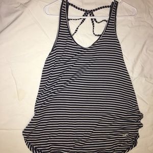 Hollister flowy tank